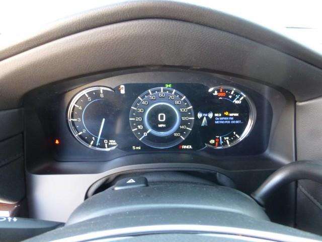 2017 Cadillac Escalade ESV 4x4 Luxury 4dr SUV